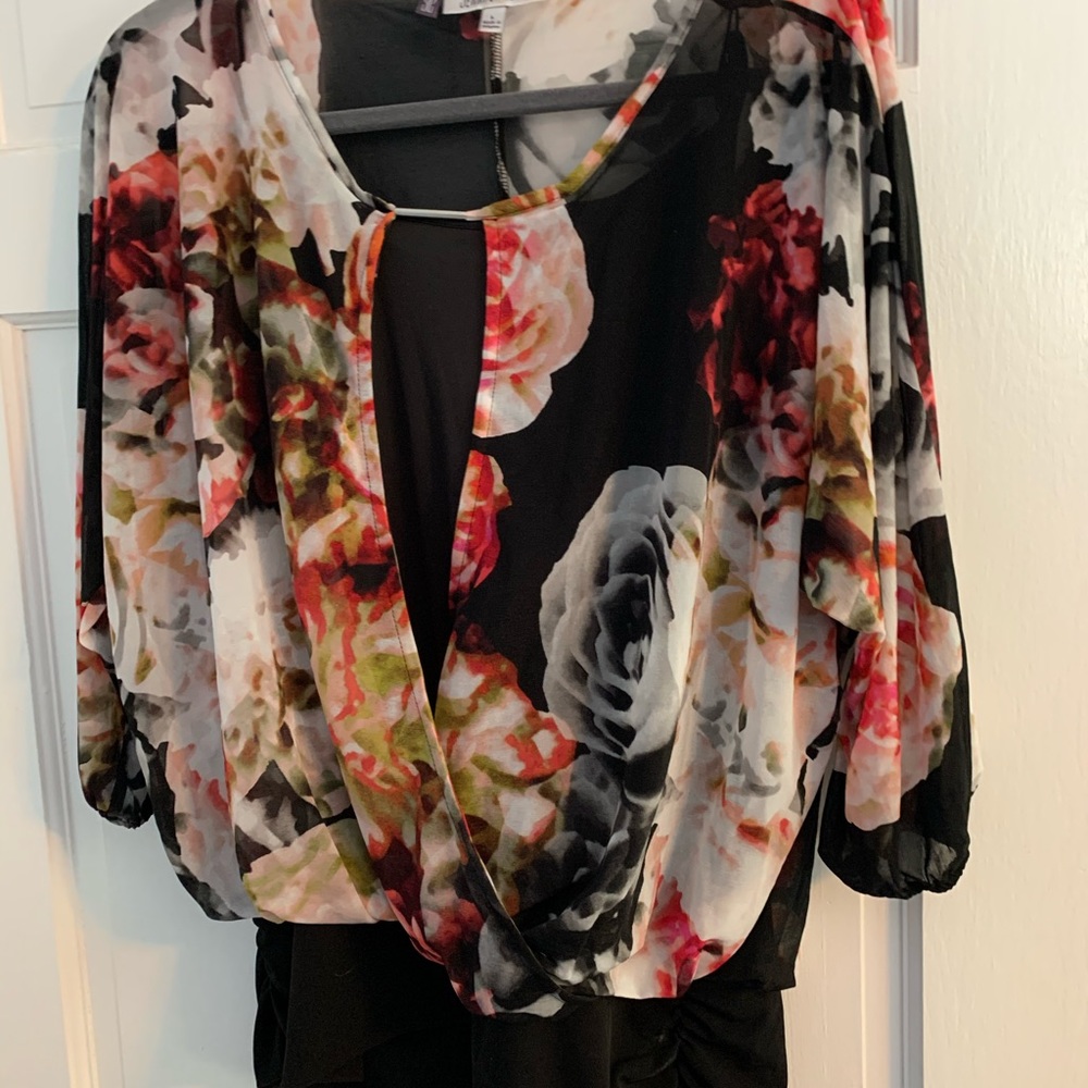 Rose flowy blouse